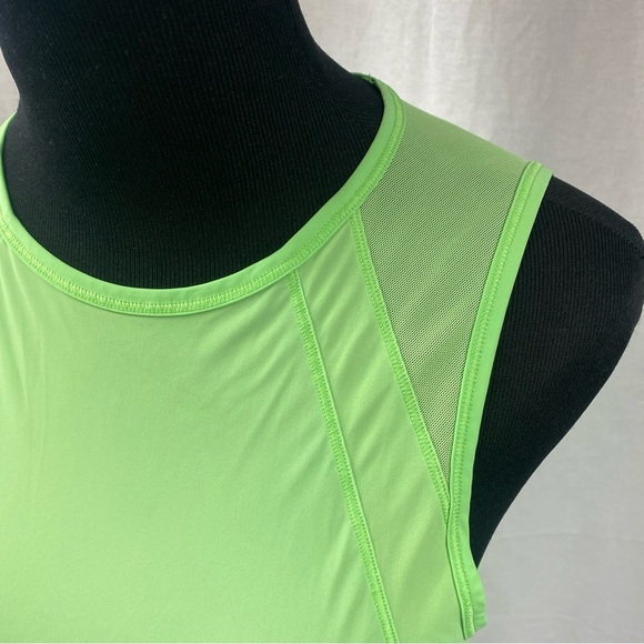 LULULEMON Tank Top Mesh Panels High Visibility Neon Green Open Back Size 6 - Picture 2 of 6